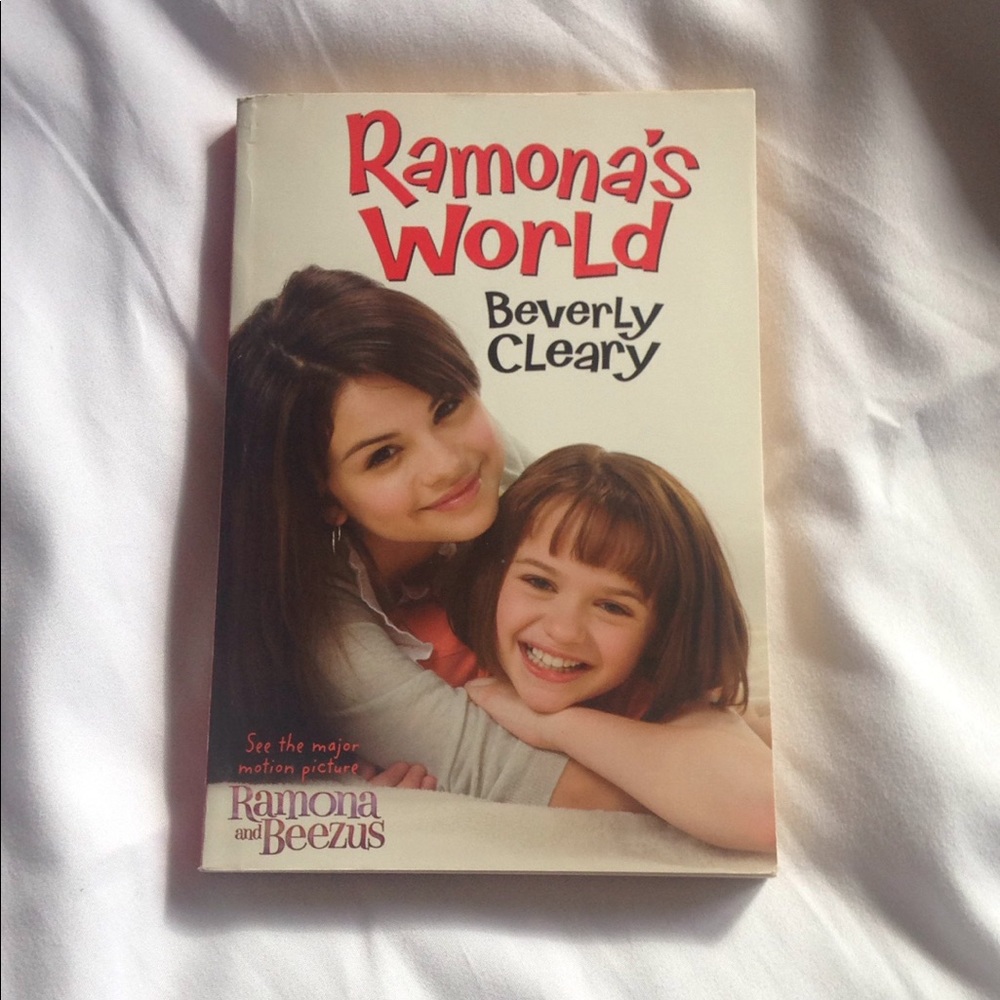 🎉Price Drop! 3 Chapter Books - Picture 6 of 7
